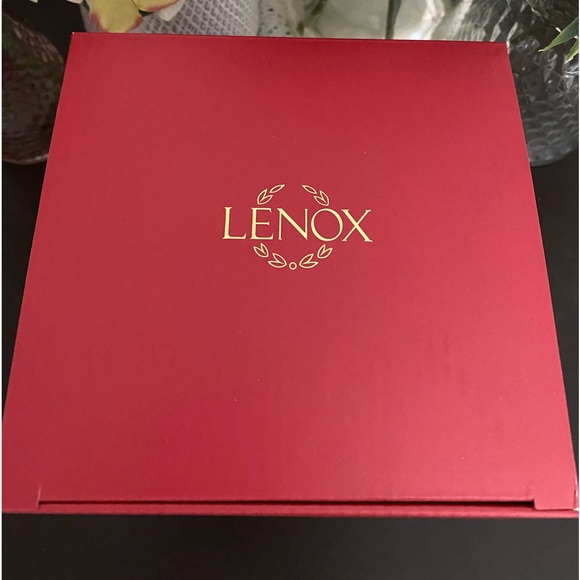 🆕☃️ RARE COLLECTIBLE LENOX SNOWMAN FIGURAL VOTIVE W/CANDLE. NEW IN BOX! - Picture 9 of 10